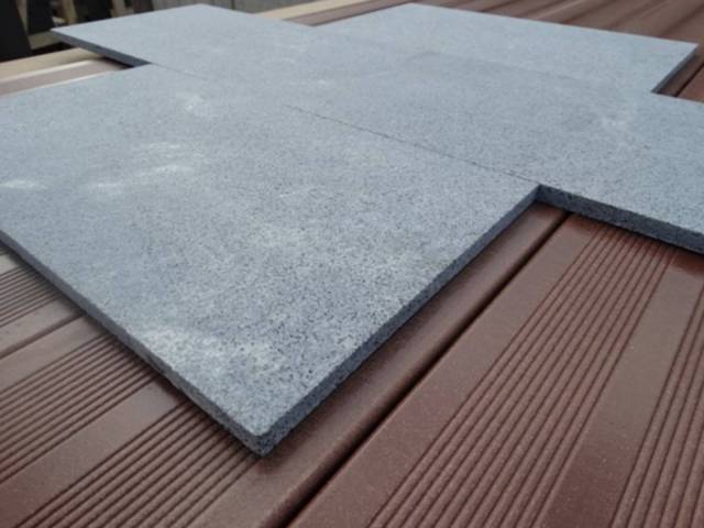 CARRELAGE GRANITE G654 (675X 243)