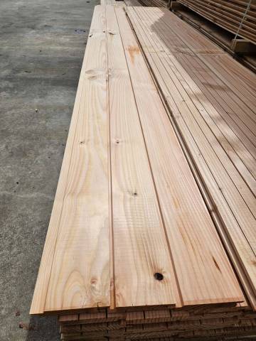 Clin de bardage ARIOSO  douglas naturel Profil plat