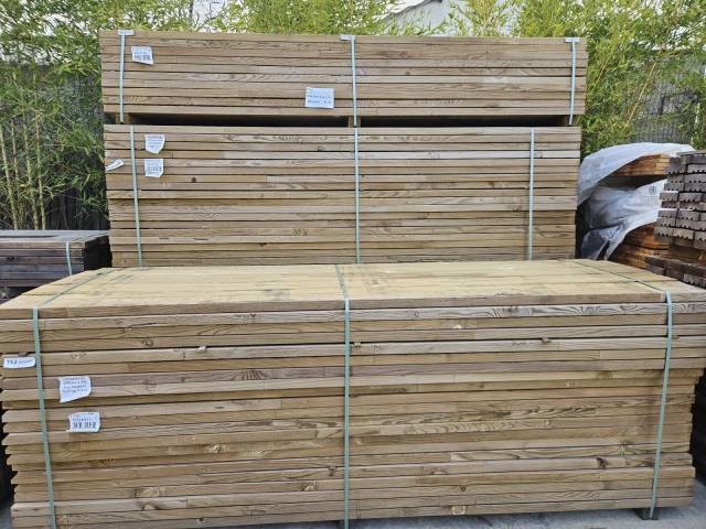 Madrier en pin T4 trait classe 4 - 45x190x3000 mm