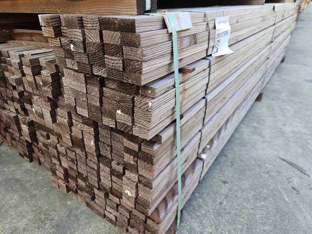 Liteau rabot� CH1-2 en Douglas impr�gn� marron Classe 3