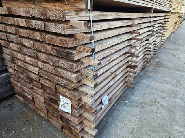 Madrier brut CH3 en pin impr�gn� marron Classe 4