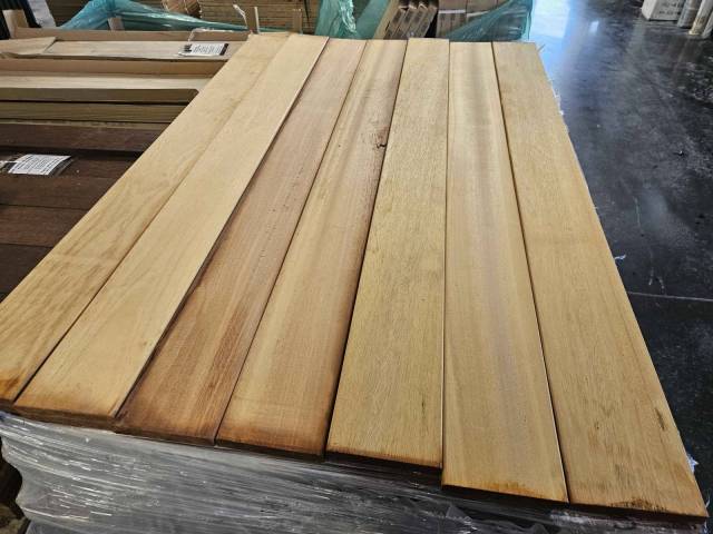 Lame de terrasse Tatajuba KD lisse 