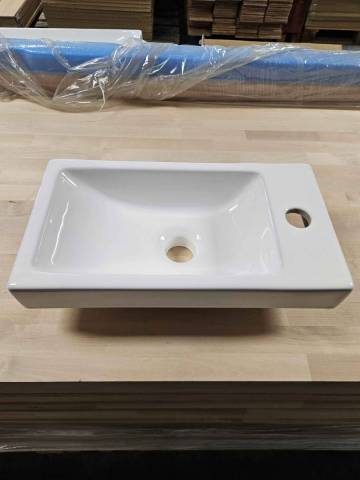 Vasque c�ramique pour lave-mains E-8083B