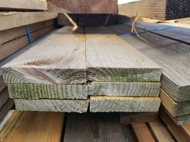 Lots planche 22x110x4200 mm 