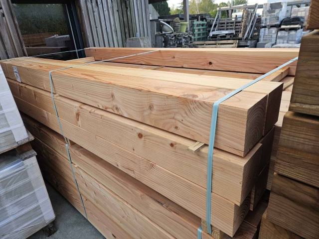 Poteaux douglas naturel rabot�